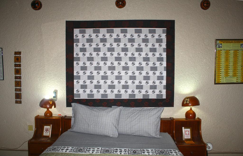 Four Villages Inn Kumasi Chambre photo