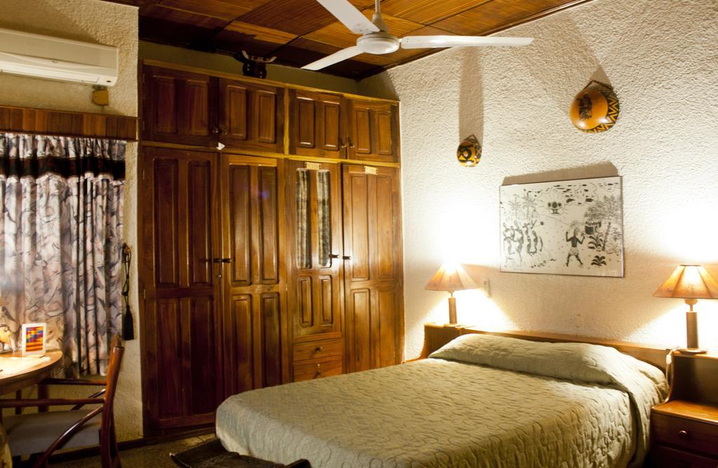 Four Villages Inn Kumasi Chambre photo